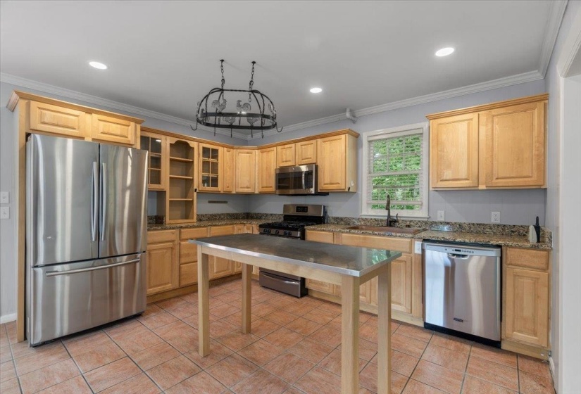 3673 CHARLESWOOD AVE, Memphis, Tennessee 38122, 2 Bedroom Bedrooms, 6 Room Rooms,1 BathroomBathrooms,Residential,For Sale,CHARLESWOOD,0,10221085