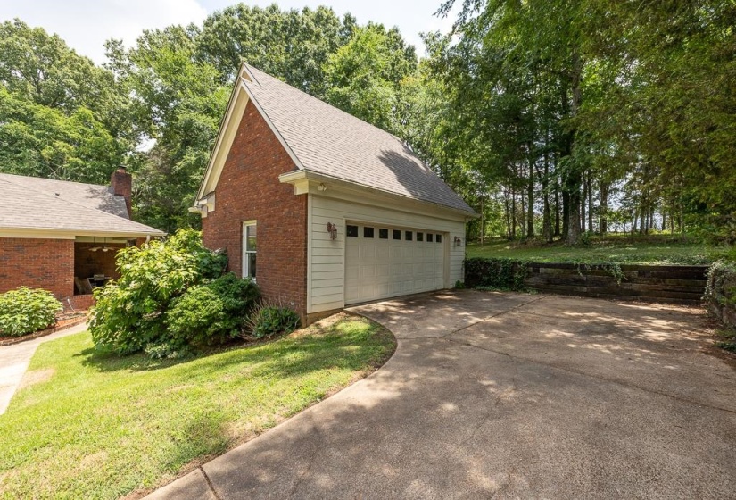 12525 WALNUT GROVE RD, Unincorporated, Tennessee 38017, 4 Bedroom Bedrooms, 13 Room Rooms,3.1 BathroomBathrooms,Residential,For Sale,WALNUT GROVE,0,10223207