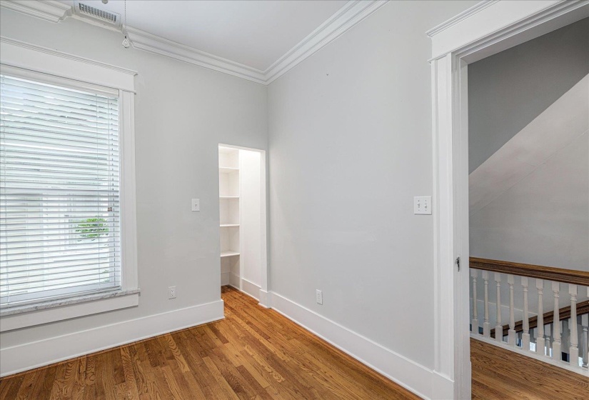 1630 CARR AVE, Memphis, Tennessee 38104, 4 Bedroom Bedrooms, 11 Room Rooms,2.1 BathroomBathrooms,Residential,For Sale,CARR,0,10223217