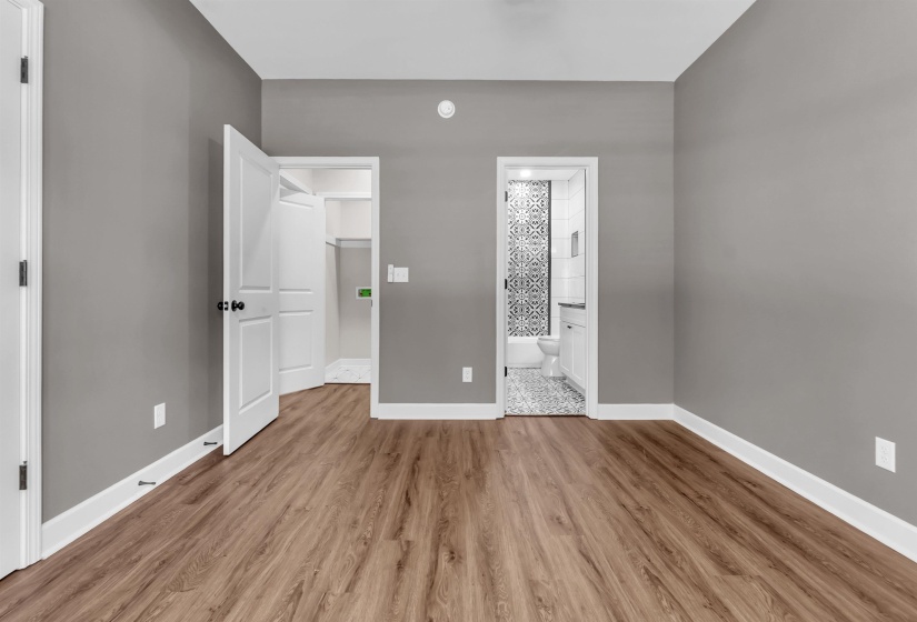 3721 HUNTINGDON LN, Memphis, Tennessee 38111, 4 Bedroom Bedrooms, 5 Room Rooms,2 BathroomBathrooms,Residential,For Sale,HUNTINGDON,0,10223218
