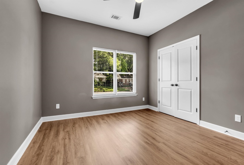 3721 HUNTINGDON LN, Memphis, Tennessee 38111, 4 Bedroom Bedrooms, 5 Room Rooms,2 BathroomBathrooms,Residential,For Sale,HUNTINGDON,0,10223218