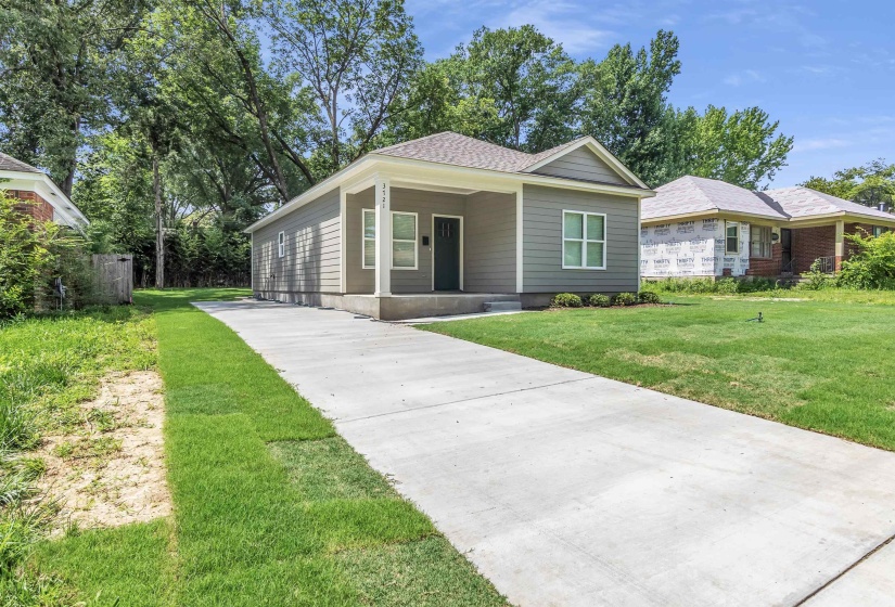 3721 HUNTINGDON LN, Memphis, Tennessee 38111, 4 Bedroom Bedrooms, 5 Room Rooms,2 BathroomBathrooms,Residential,For Sale,HUNTINGDON,0,10223218