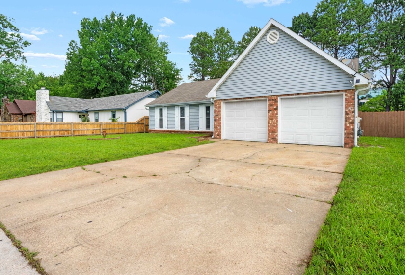 6742 NORFIELD DR, Memphis, Tennessee 38115, 3 Bedroom Bedrooms, 5 Room Rooms,2 BathroomBathrooms,Residential,For Sale,NORFIELD,0,10223224