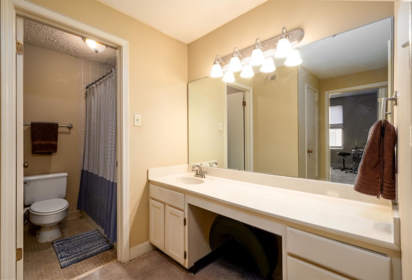 109 MAIN ST, Memphis, Tennessee 38103, 1 Bedroom Bedrooms, 4 Room Rooms,1 BathroomBathrooms,Residential,For Sale,MAIN,0,10223230