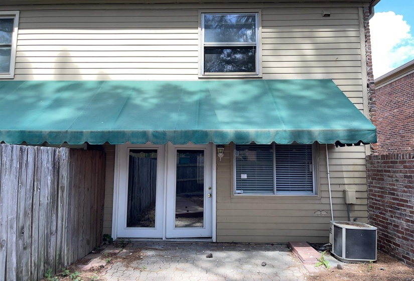 1228 BRISTOL DR, Memphis, Tennessee 38119, 2 Bedroom Bedrooms, 5 Room Rooms,1.1 BathroomBathrooms,Residential,For Sale,BRISTOL,0,10223231
