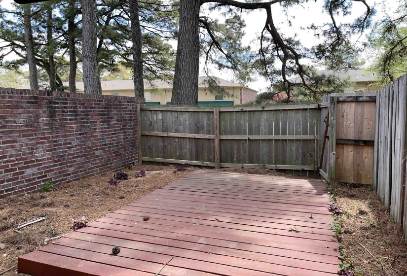1228 BRISTOL DR, Memphis, Tennessee 38119, 2 Bedroom Bedrooms, 5 Room Rooms,1.1 BathroomBathrooms,Residential,For Sale,BRISTOL,0,10223231