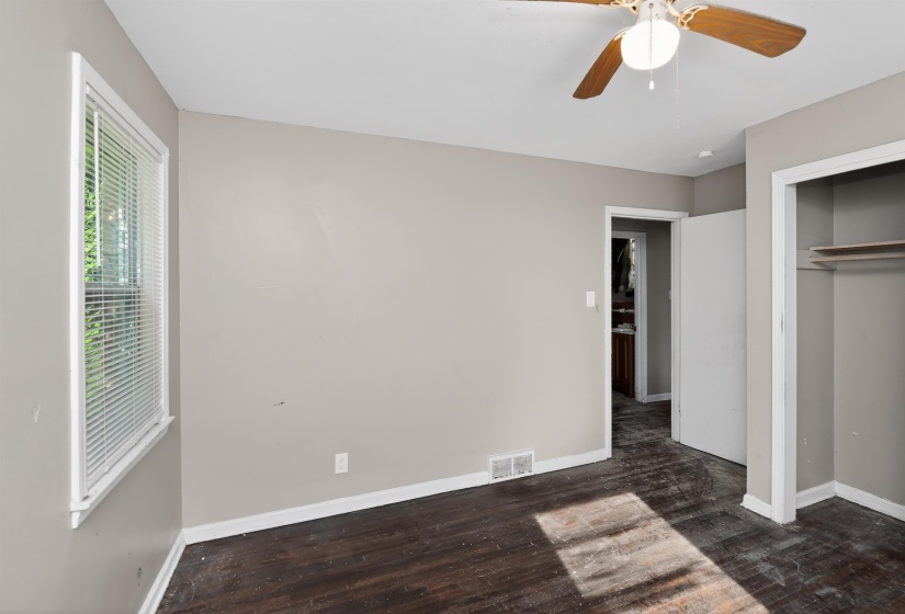3958 BISHOPS BRIDGE RD, Memphis, Tennessee 38118, 4 Bedroom Bedrooms, 6 Room Rooms,2 BathroomBathrooms,Residential,For Sale,BISHOPS BRIDGE,0,10223232