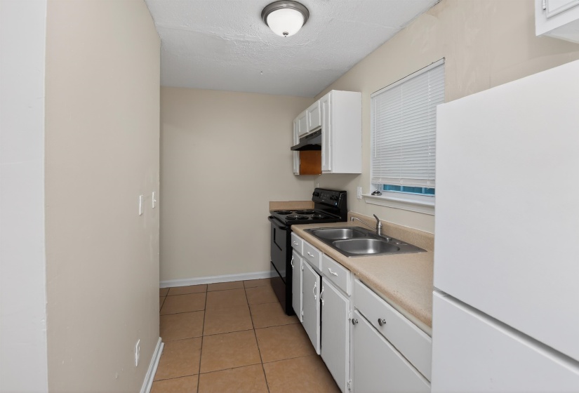 4677 CHRISTYSHIRE DR, Memphis, Tennessee 38128, 3 Bedrooms Bedrooms, 7 Rooms Rooms,2 BathroomsBathrooms,Residential,For Sale,CHRISTYSHIRE,10223240
