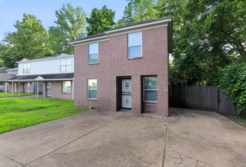 4677 CHRISTYSHIRE DR, Memphis, Tennessee 38128, 3 Bedrooms Bedrooms, 7 Rooms Rooms,2 BathroomsBathrooms,Residential,For Sale,CHRISTYSHIRE,10223240