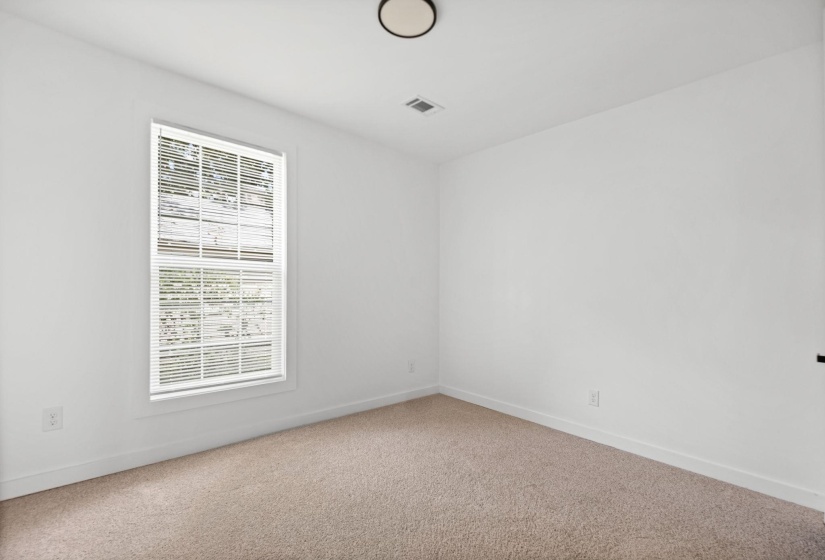3707 FAXON AVE, Memphis, Tennessee 38122, 3 Bedroom Bedrooms, 6 Room Rooms,2 BathroomBathrooms,Residential,For Sale,FAXON,0,10223241