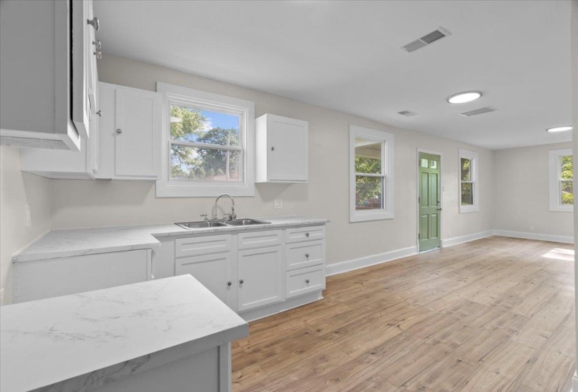 2981 RADFORD RD, Memphis, Tennessee 38114, 2 Bedroom Bedrooms, 5 Room Rooms,1 BathroomBathrooms,Residential,For Sale,RADFORD,0,10223245