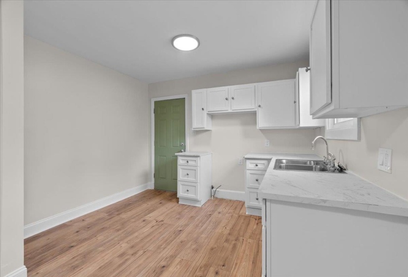 2981 RADFORD RD, Memphis, Tennessee 38114, 2 Bedroom Bedrooms, 5 Room Rooms,1 BathroomBathrooms,Residential,For Sale,RADFORD,0,10223245