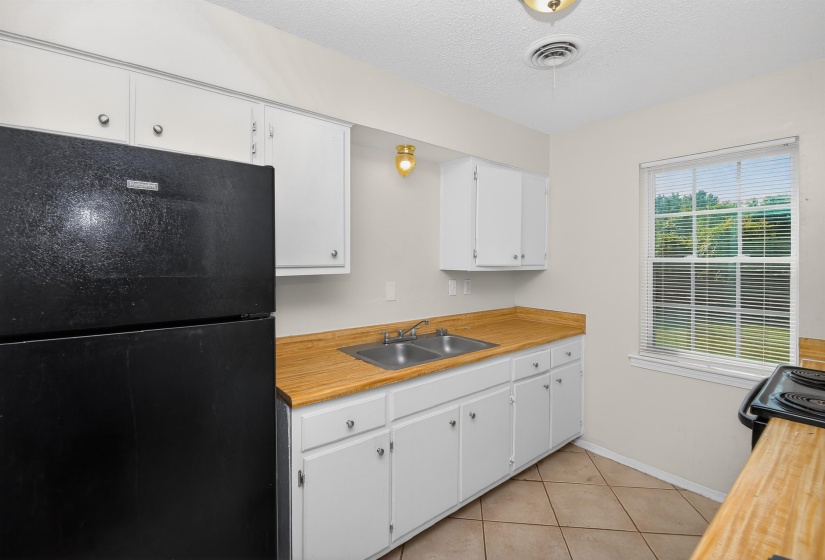 3749 WOLF TRAIL DR, Memphis, Tennessee 38128, 3 Bedrooms Bedrooms, 5 Rooms Rooms,1 BathroomBathrooms,Residential,For Sale,WOLF TRAIL,10223246