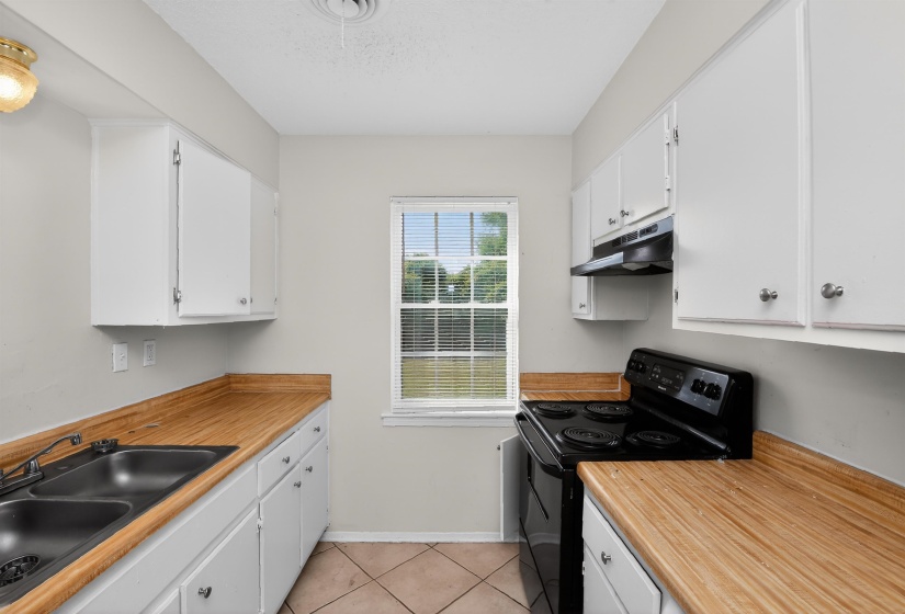 3749 WOLF TRAIL DR, Memphis, Tennessee 38128, 3 Bedrooms Bedrooms, 5 Rooms Rooms,1 BathroomBathrooms,Residential,For Sale,WOLF TRAIL,10223246