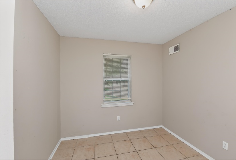 3749 WOLF TRAIL DR, Memphis, Tennessee 38128, 3 Bedrooms Bedrooms, 5 Rooms Rooms,1 BathroomBathrooms,Residential,For Sale,WOLF TRAIL,10223246