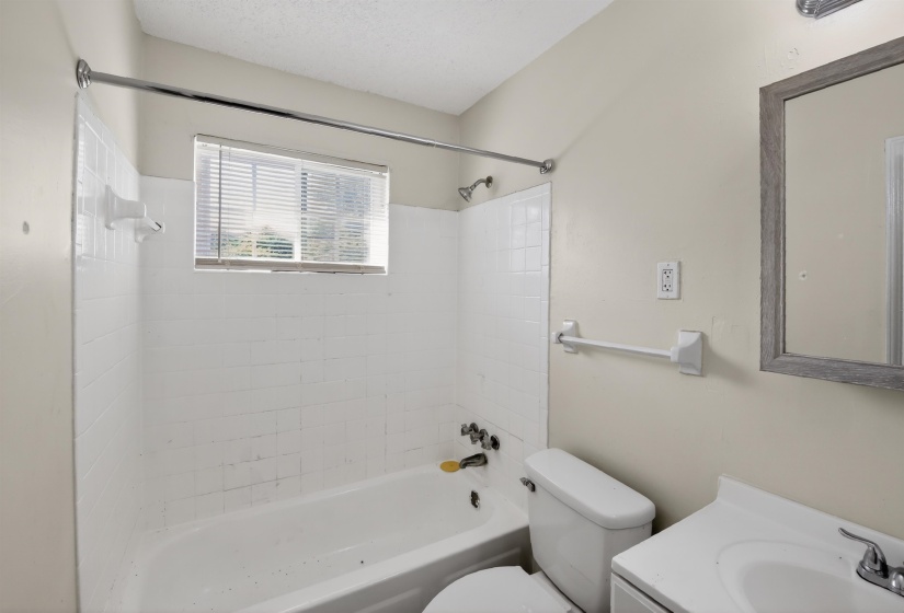 3749 WOLF TRAIL DR, Memphis, Tennessee 38128, 3 Bedrooms Bedrooms, 5 Rooms Rooms,1 BathroomBathrooms,Residential,For Sale,WOLF TRAIL,10223246