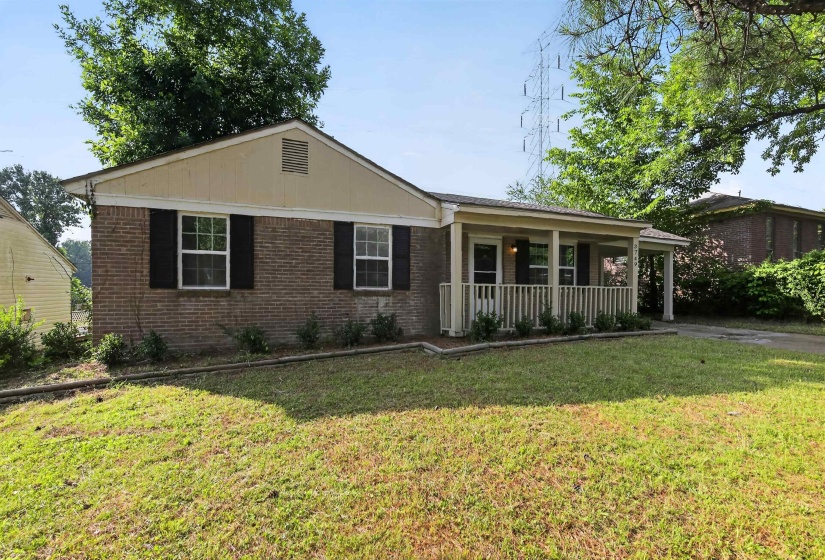 3749 WOLF TRAIL DR, Memphis, Tennessee 38128, 3 Bedrooms Bedrooms, 5 Rooms Rooms,1 BathroomBathrooms,Residential,For Sale,WOLF TRAIL,10223246