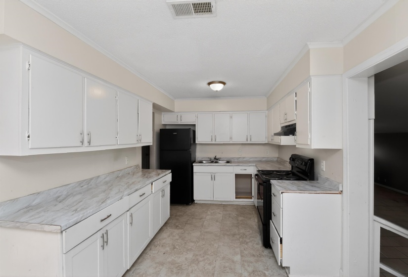 3696 DEBBY DR, Memphis, Tennessee 38127, 4 Bedrooms Bedrooms, 4 Rooms Rooms,1.1 BathroomsBathrooms,Residential,For Sale,DEBBY,10223247