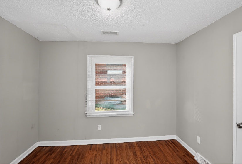 3696 DEBBY DR, Memphis, Tennessee 38127, 4 Bedrooms Bedrooms, 4 Rooms Rooms,1.1 BathroomsBathrooms,Residential,For Sale,DEBBY,10223247