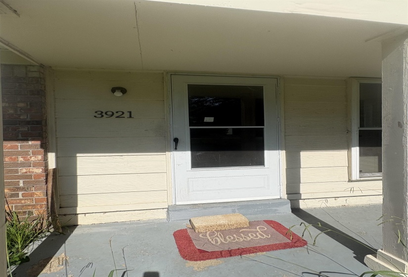3921 RALEIGH-MILLINGTON RD, Memphis, Tennessee 38128, 3 Bedrooms Bedrooms, 6 Rooms Rooms,2 BathroomsBathrooms,Residential,For Sale,RALEIGH-MILLINGTON,10223249