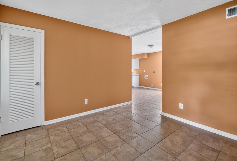3464 SOUTHLAND ST, Memphis, Tennessee 38109, 3 Bedrooms Bedrooms, 6 Rooms Rooms,1 BathroomBathrooms,Residential,For Sale,SOUTHLAND,10223253