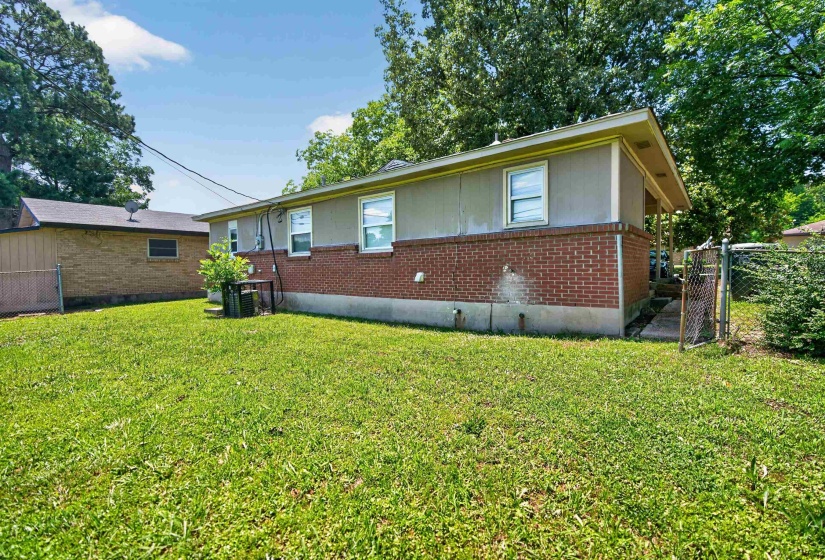 3464 SOUTHLAND ST, Memphis, Tennessee 38109, 3 Bedrooms Bedrooms, 6 Rooms Rooms,1 BathroomBathrooms,Residential,For Sale,SOUTHLAND,10223253