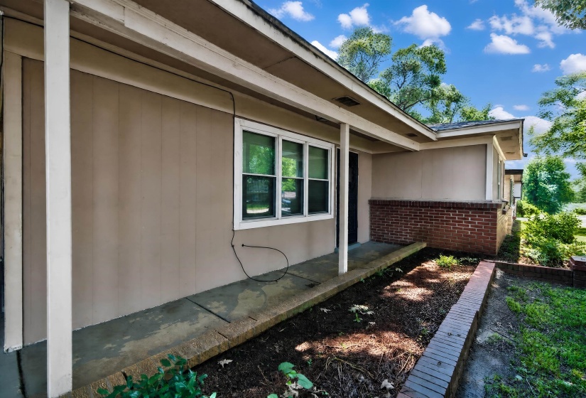 3464 SOUTHLAND ST, Memphis, Tennessee 38109, 3 Bedrooms Bedrooms, 6 Rooms Rooms,1 BathroomBathrooms,Residential,For Sale,SOUTHLAND,10223253