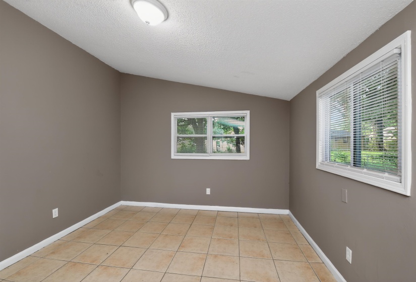 564 HEMSLEY AVE, Memphis, Tennessee 38109, 3 Bedrooms Bedrooms, 7 Rooms Rooms,1 BathroomBathrooms,Residential,For Sale,HEMSLEY,10223255