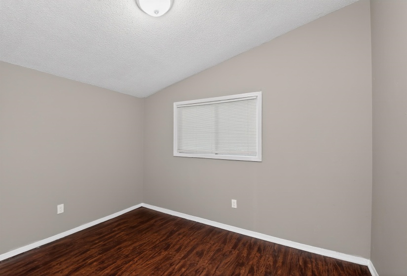 564 HEMSLEY AVE, Memphis, Tennessee 38109, 3 Bedrooms Bedrooms, 7 Rooms Rooms,1 BathroomBathrooms,Residential,For Sale,HEMSLEY,10223255
