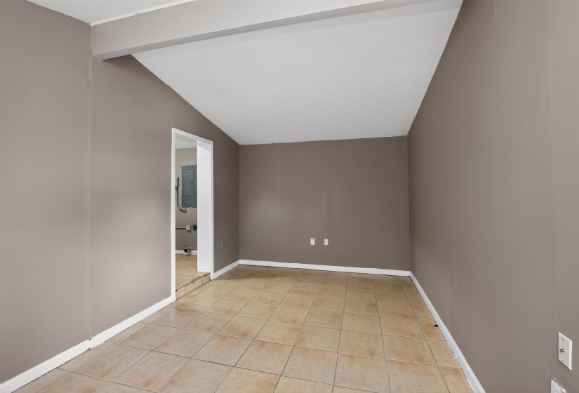 564 HEMSLEY AVE, Memphis, Tennessee 38109, 3 Bedrooms Bedrooms, 7 Rooms Rooms,1 BathroomBathrooms,Residential,For Sale,HEMSLEY,10223255