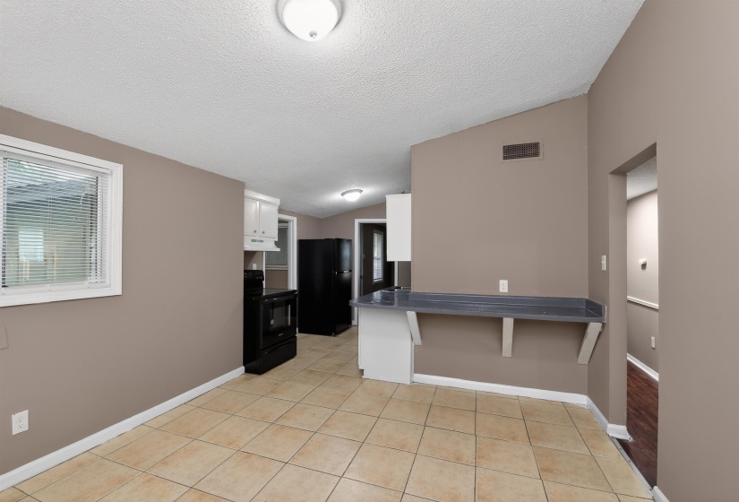 564 HEMSLEY AVE, Memphis, Tennessee 38109, 3 Bedrooms Bedrooms, 7 Rooms Rooms,1 BathroomBathrooms,Residential,For Sale,HEMSLEY,10223255