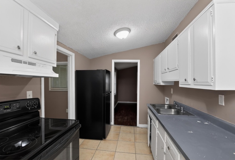 564 HEMSLEY AVE, Memphis, Tennessee 38109, 3 Bedrooms Bedrooms, 7 Rooms Rooms,1 BathroomBathrooms,Residential,For Sale,HEMSLEY,10223255