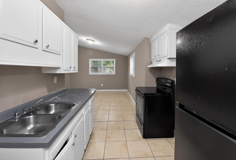 564 HEMSLEY AVE, Memphis, Tennessee 38109, 3 Bedrooms Bedrooms, 7 Rooms Rooms,1 BathroomBathrooms,Residential,For Sale,HEMSLEY,10223255