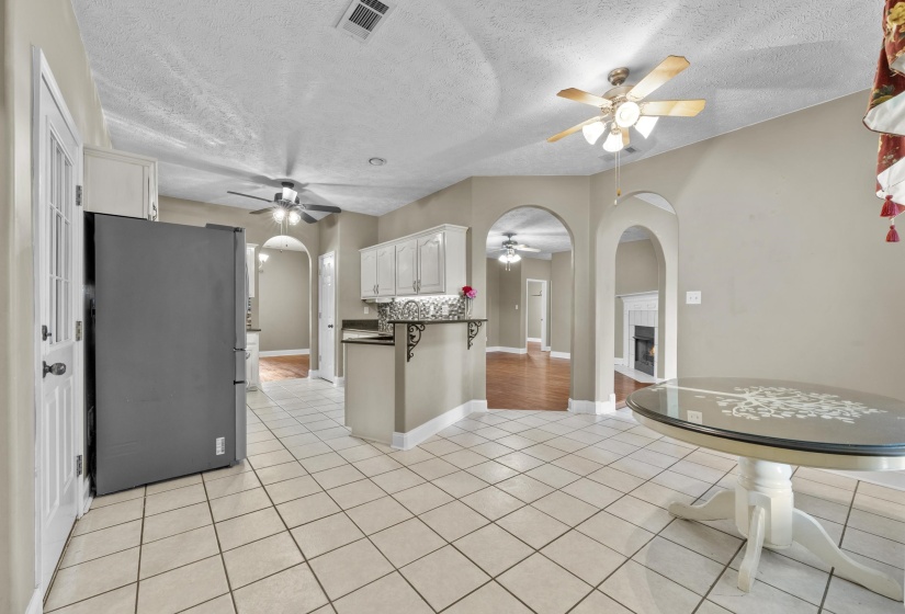 794 WILLIAMSBURG DR, Atoka, Tennessee 38004, 5 Bedrooms Bedrooms, 11 Rooms Rooms,3 BathroomsBathrooms,Residential,For Sale,WILLIAMSBURG,10223256