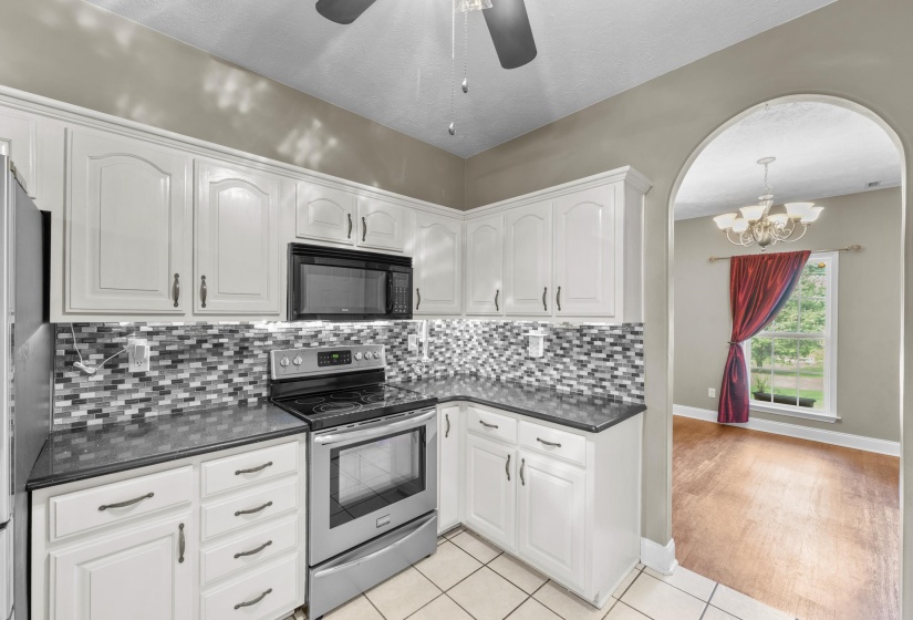 794 WILLIAMSBURG DR, Atoka, Tennessee 38004, 5 Bedrooms Bedrooms, 11 Rooms Rooms,3 BathroomsBathrooms,Residential,For Sale,WILLIAMSBURG,10223256