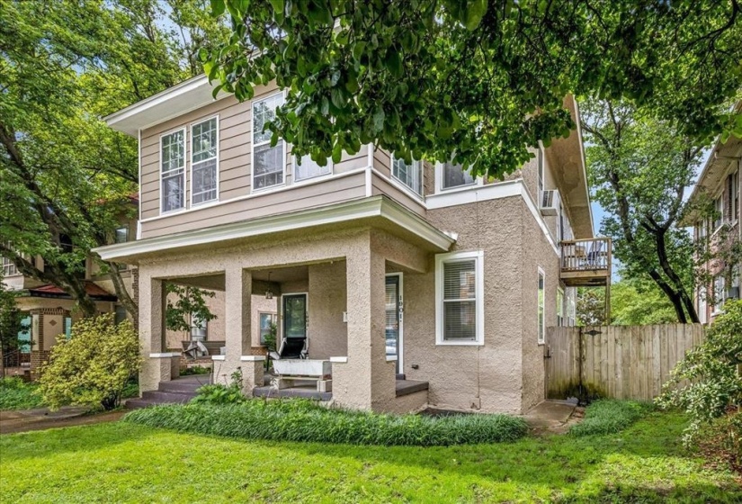 1901 LINDEN AVE, Memphis, Tennessee 38104, 6 Bedrooms Bedrooms, 10 Rooms Rooms,3 BathroomsBathrooms,Residential,For Sale,LINDEN,10223259