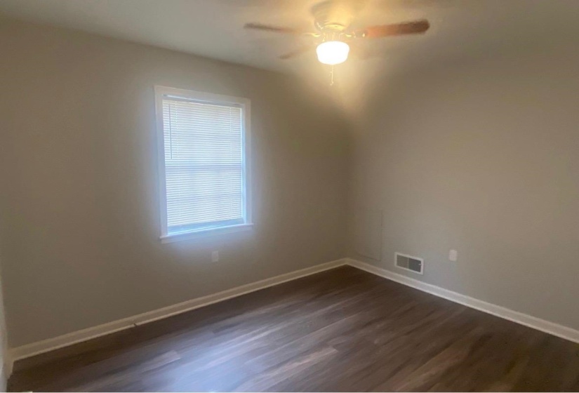2292 DELRAY AVE, Memphis, Tennessee 38127, 3 Bedrooms Bedrooms, 6 Rooms Rooms,1.1 BathroomsBathrooms,Residential,For Sale,DELRAY,10223262