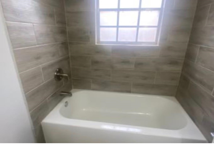 2292 DELRAY AVE, Memphis, Tennessee 38127, 3 Bedrooms Bedrooms, 6 Rooms Rooms,1.1 BathroomsBathrooms,Residential,For Sale,DELRAY,10223262