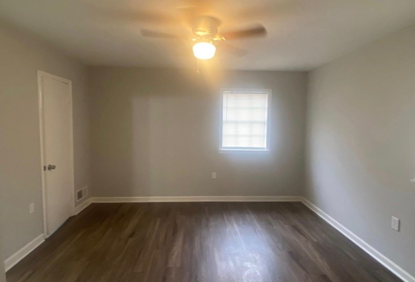 2292 DELRAY AVE, Memphis, Tennessee 38127, 3 Bedrooms Bedrooms, 6 Rooms Rooms,1.1 BathroomsBathrooms,Residential,For Sale,DELRAY,10223262