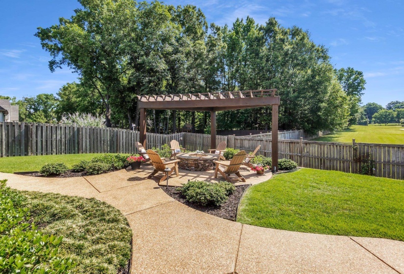 3246 HARTWELL RIDGE DR, Collierville, Tennessee 38017, 5 Bedroom Bedrooms, 10 Room Rooms,4.1 BathroomBathrooms,Residential,For Sale,HARTWELL RIDGE,0,10223263