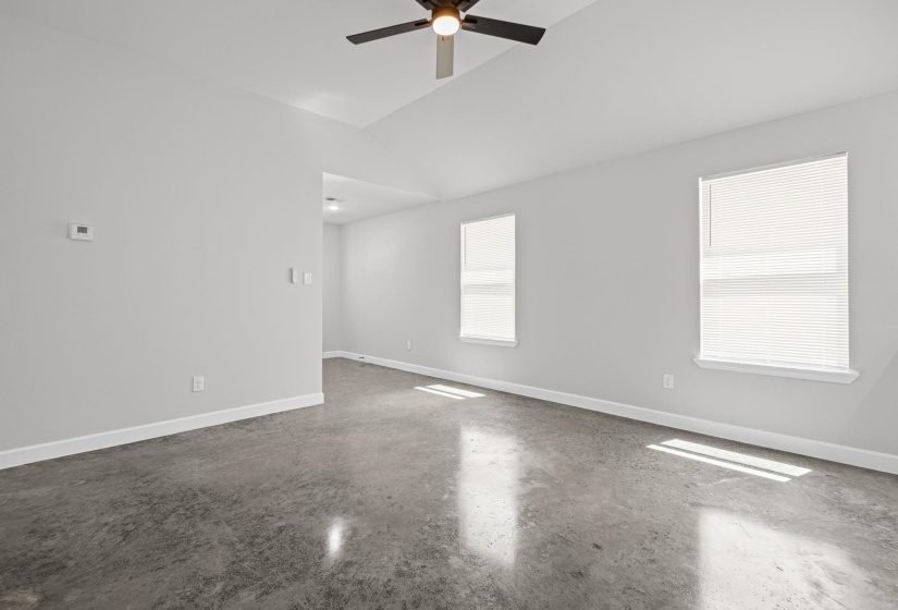 2335 TWAIN AVE, Memphis, Tennessee 38114, 4 Bedroom Bedrooms, 6 Room Rooms,2 BathroomBathrooms,Residential,For Sale,TWAIN,0,10223264
