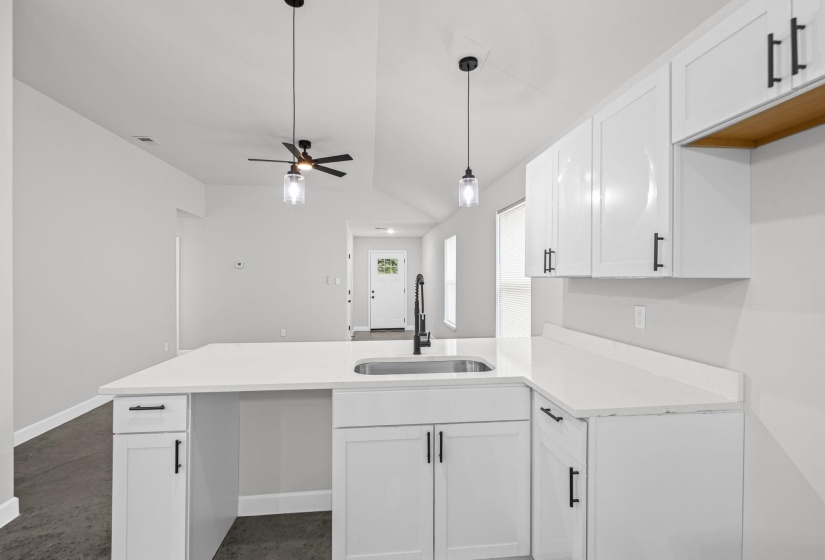 2335 TWAIN AVE, Memphis, Tennessee 38114, 4 Bedroom Bedrooms, 6 Room Rooms,2 BathroomBathrooms,Residential,For Sale,TWAIN,0,10223264