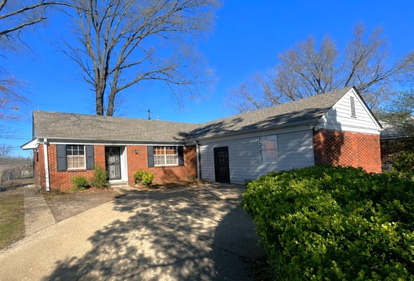 3131 CURTIS ST, Memphis, Tennessee 38118, 3 Bedroom Bedrooms, 6 Room Rooms,1.1 BathroomBathrooms,Residential,For Sale,CURTIS,0,10223272