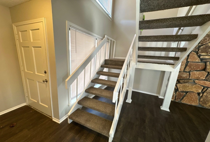 2292 FOXMOOR LN, Memphis, Tennessee 38016, 3 Bedroom Bedrooms, 6 Room Rooms,2.1 BathroomBathrooms,Residential,For Sale,FOXMOOR,0,10223274