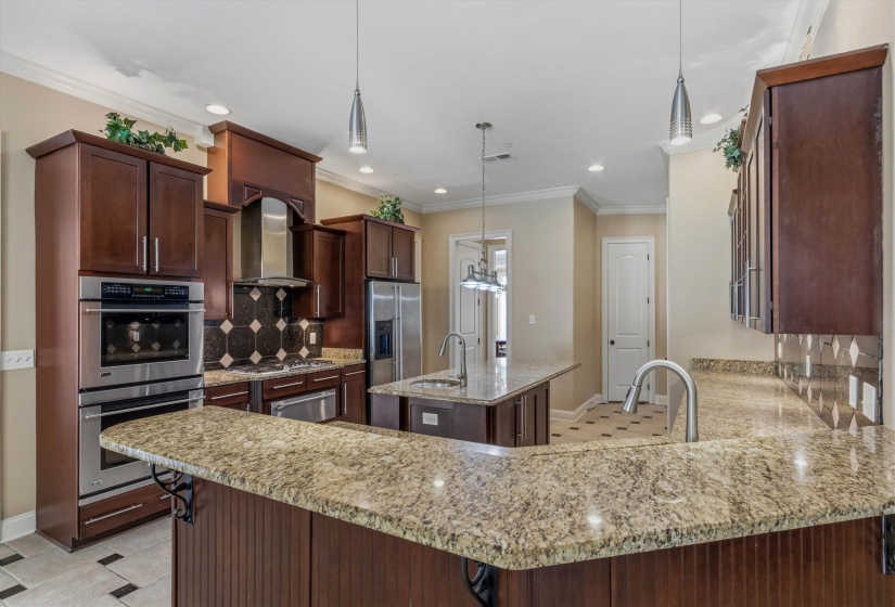2843 BAYHILL WOODS CV, Collierville, Tennessee 38017, 5 Bedroom Bedrooms, 15 Room Rooms,4.1 BathroomBathrooms,Residential,For Sale,BAYHILL WOODS,0,10223275