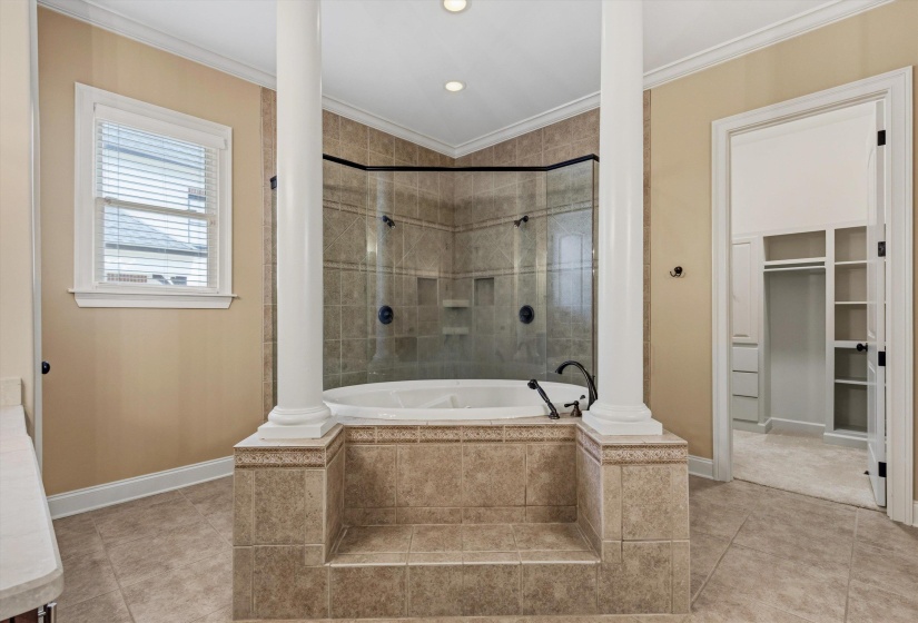 2843 BAYHILL WOODS CV, Collierville, Tennessee 38017, 5 Bedroom Bedrooms, 15 Room Rooms,4.1 BathroomBathrooms,Residential,For Sale,BAYHILL WOODS,0,10223275