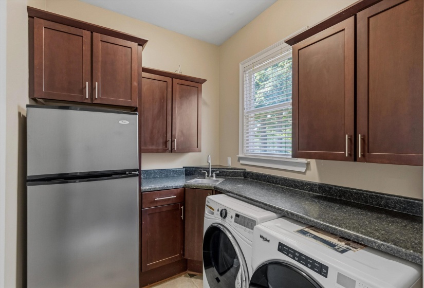 2843 BAYHILL WOODS CV, Collierville, Tennessee 38017, 5 Bedroom Bedrooms, 15 Room Rooms,4.1 BathroomBathrooms,Residential,For Sale,BAYHILL WOODS,0,10223275