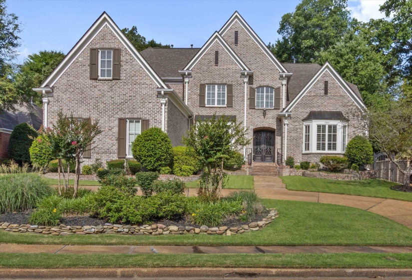 2843 BAYHILL WOODS CV, Collierville, Tennessee 38017, 5 Bedroom Bedrooms, 15 Room Rooms,4.1 BathroomBathrooms,Residential,For Sale,BAYHILL WOODS,0,10223275