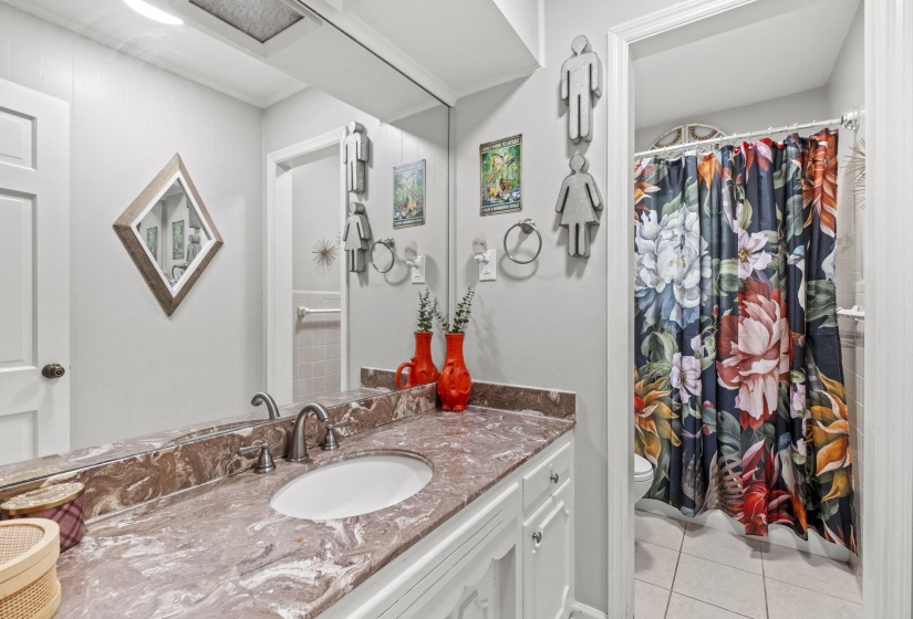 2250 LOCHLEVIN DR, Memphis, Tennessee 38119, 4 Bedroom Bedrooms, 8 Room Rooms,3 BathroomBathrooms,Residential,For Sale,LOCHLEVIN,0,10223281