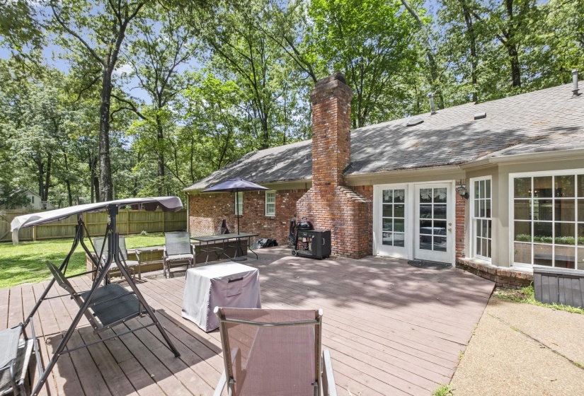 2250 LOCHLEVIN DR, Memphis, Tennessee 38119, 4 Bedroom Bedrooms, 8 Room Rooms,3 BathroomBathrooms,Residential,For Sale,LOCHLEVIN,0,10223281
